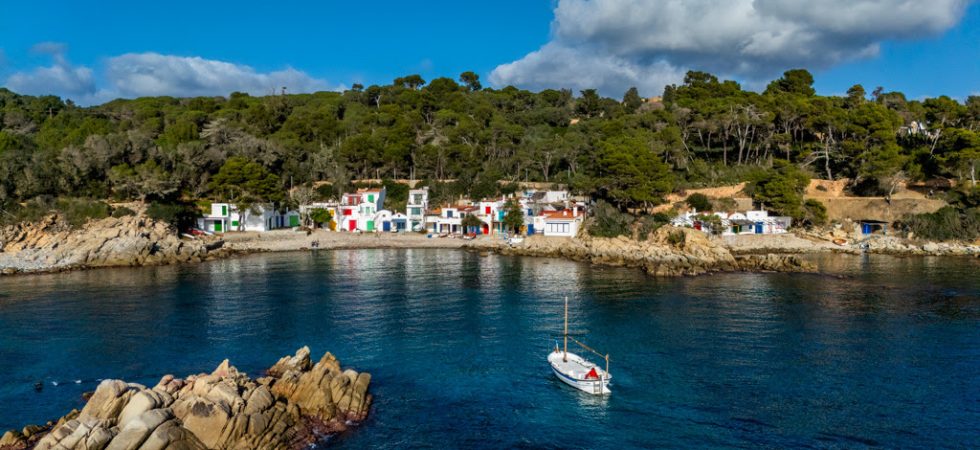 Camí de ronda a Cala s'Alguer. (Baix Empordà). Tardor de 2024.